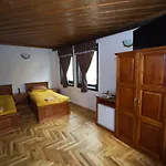 ゲストハウス гурме хаус