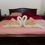 ゲストハウス гурме хаус 3*