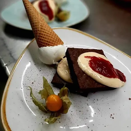 гурме хаус בית הארחה 3*