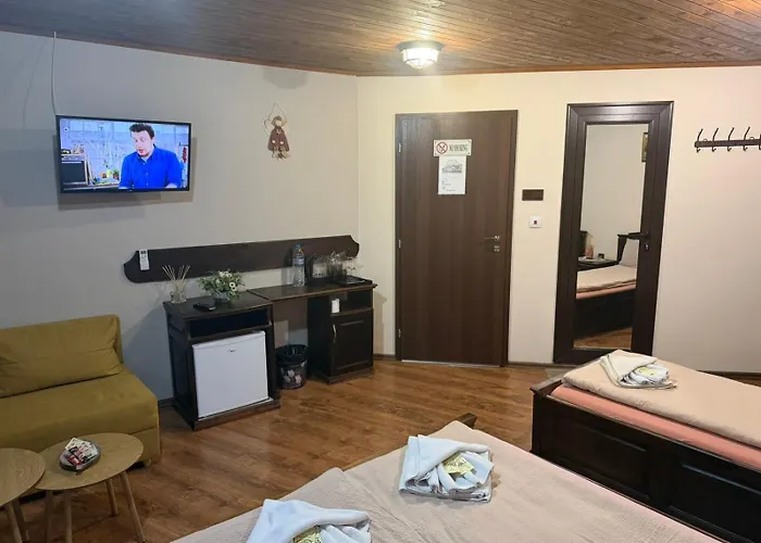 гурме хаус בית הארחה גברובו