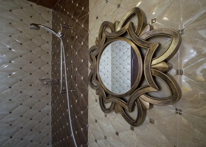 гурме хаус בית הארחה 3*